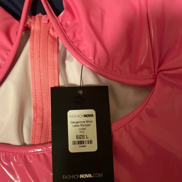 Fashion Nova Latex Romper - Picture 3 of 3